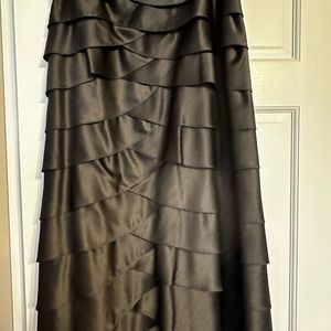 NWT Tiered look long skirt